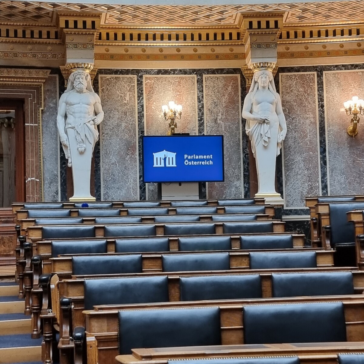 mediaCon Digital Signage Projekt - Österreichisches Parlament